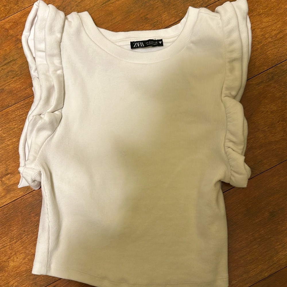 White crop top